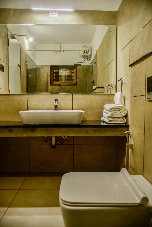 Chembra Adobe Appartement Kalpatta Buitenkant foto