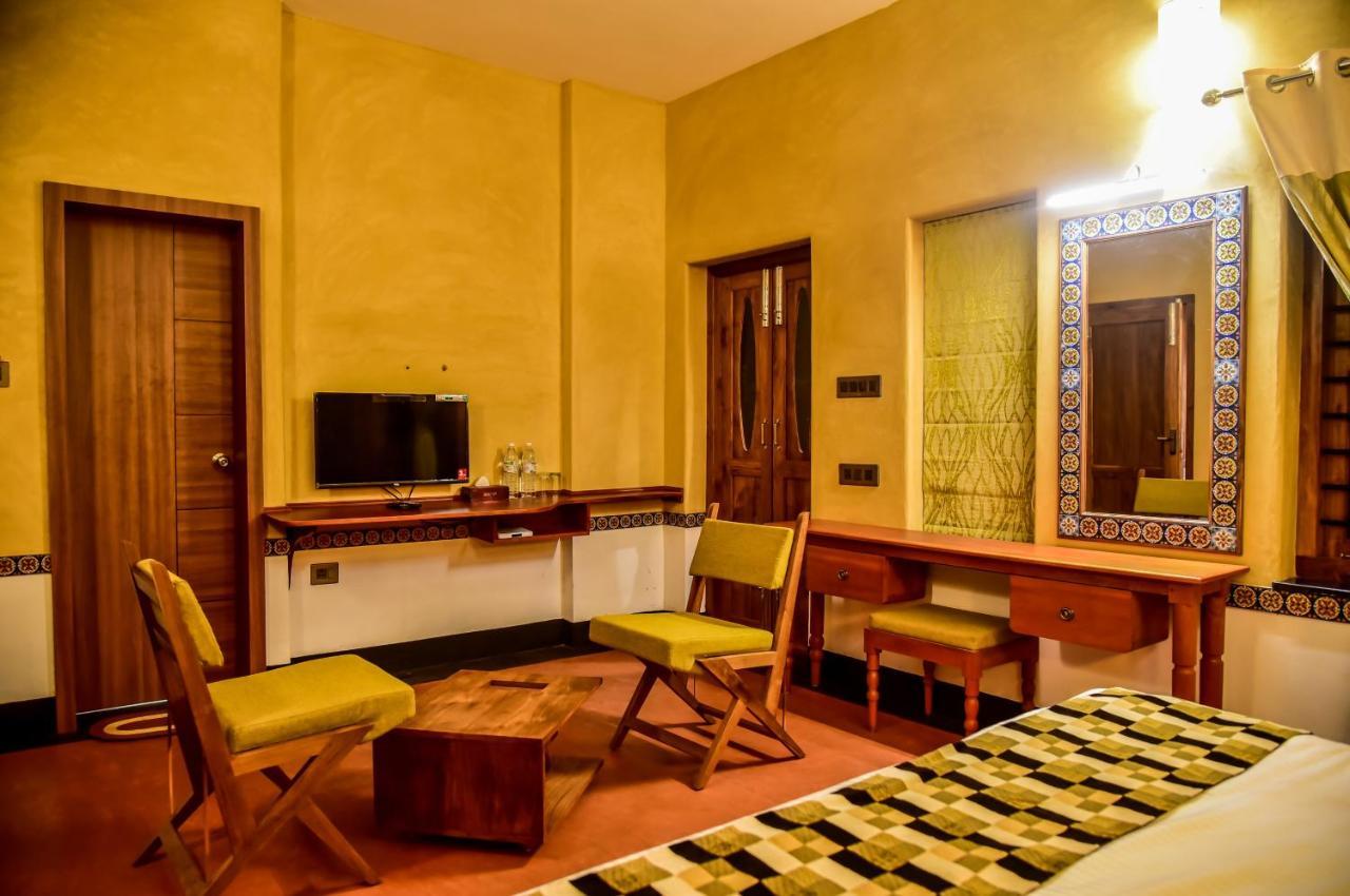 Chembra Adobe Appartement Kalpatta Buitenkant foto